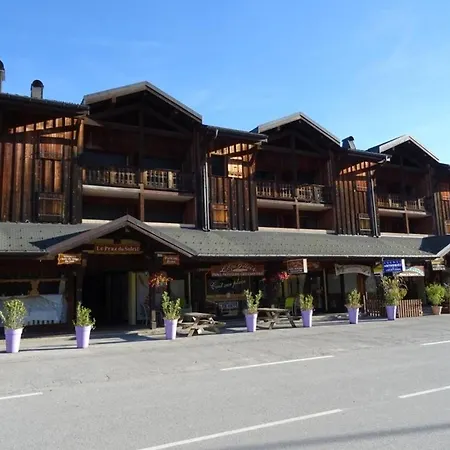 Grand Duplex Lumineux - 6 Pers - Centre - Parking Prive - A 400 M Des Pistes - Fr-1-802-37 Apartment